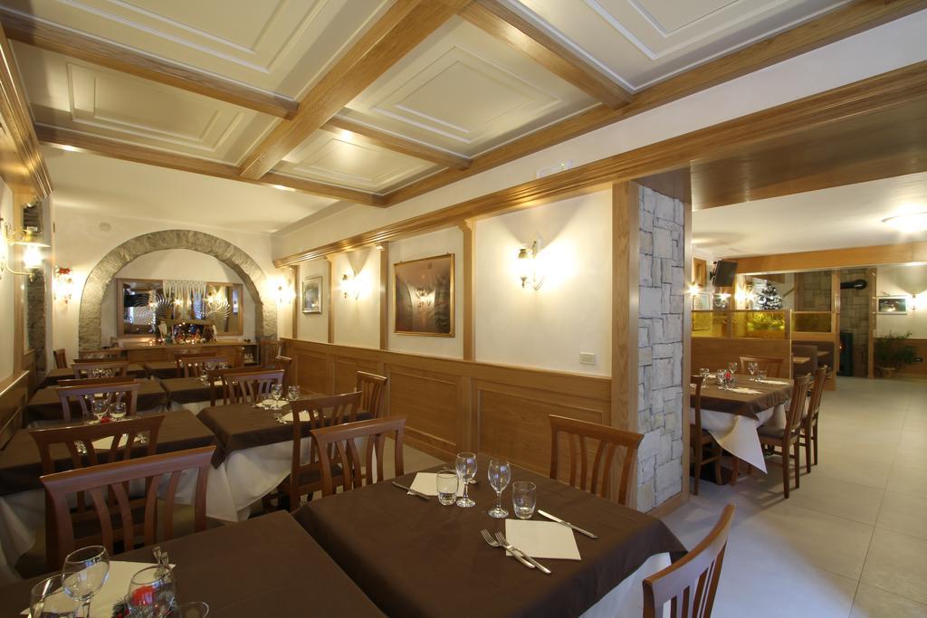 Hotel Il Vecchio Pescatore Вилета Бареа Екстериор снимка